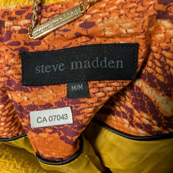 Steve Madden Hooded Cape Coat - Picture 13 of 14